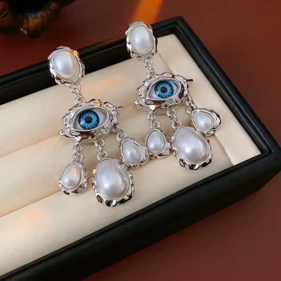 Blue Eyes Silver Earrings - Picture 1 of 6